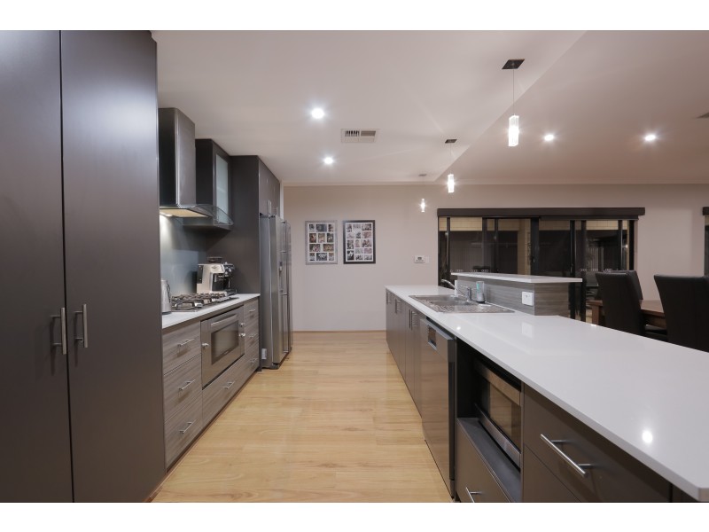 20 Falkner Road, Harrisdale WA 6112