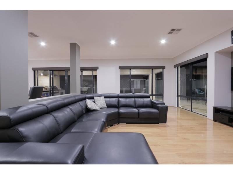 20 Falkner Road, Harrisdale WA 6112