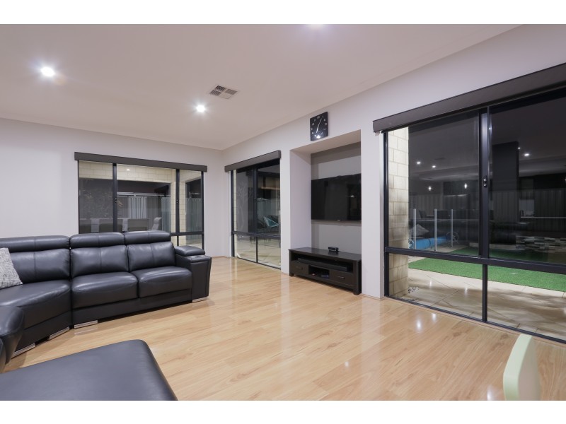 20 Falkner Road, Harrisdale WA 6112