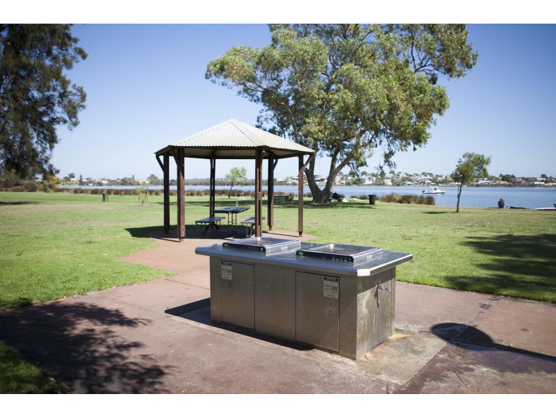 Lot Lot 2, 58 Tribute Street West, Shelley WA 6148