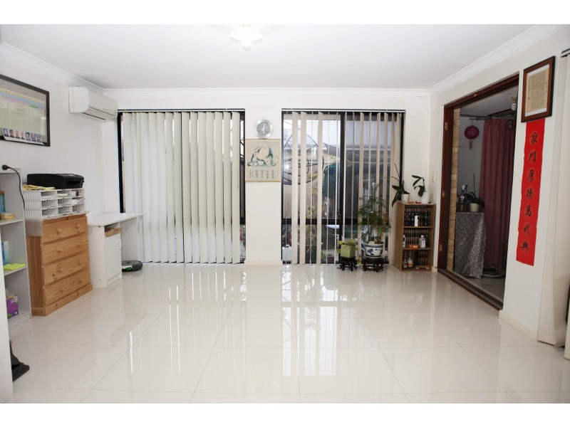 10 Calne Place, Maddington WA 6109