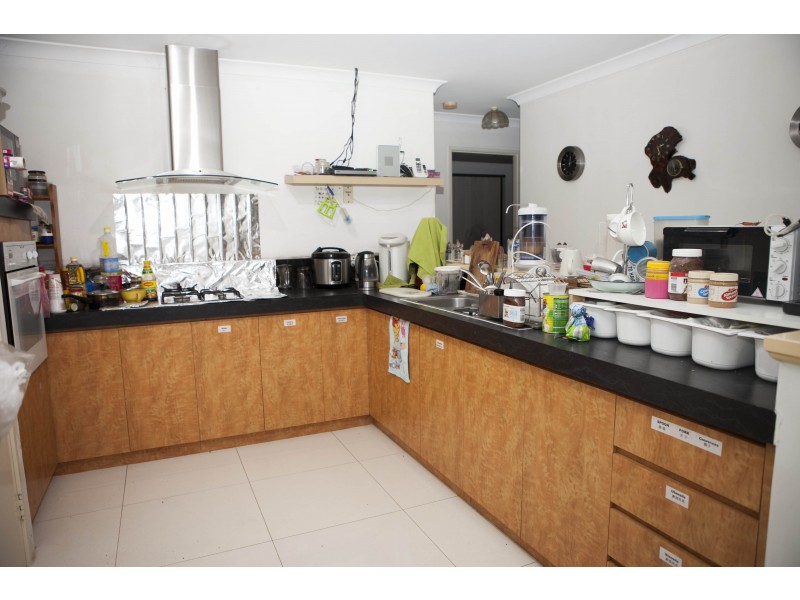 10 Calne Place, Maddington WA 6109