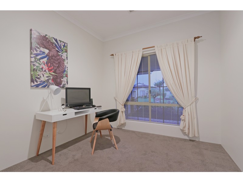 42 Bremner Circle, Canning Vale WA 6155