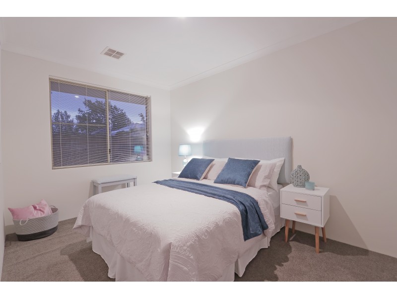 42 Bremner Circle, Canning Vale WA 6155