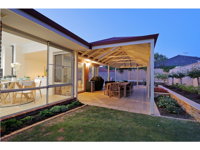 42 Bremner Circle, Canning Vale WA 6155