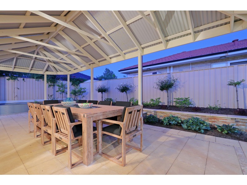 42 Bremner Circle, Canning Vale WA 6155