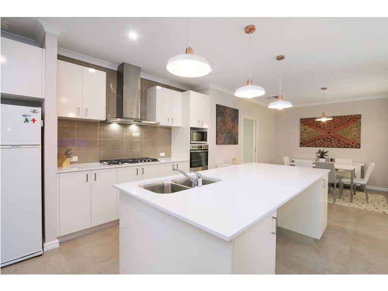 67 Wyoming Loop, Harrisdale WA 6112