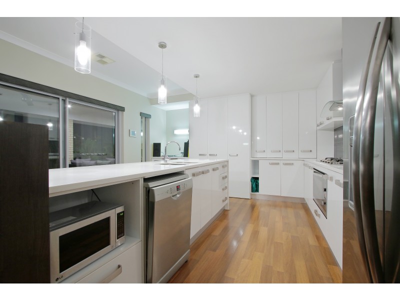 42 Kudos Circuit, Harrisdale WA 6112