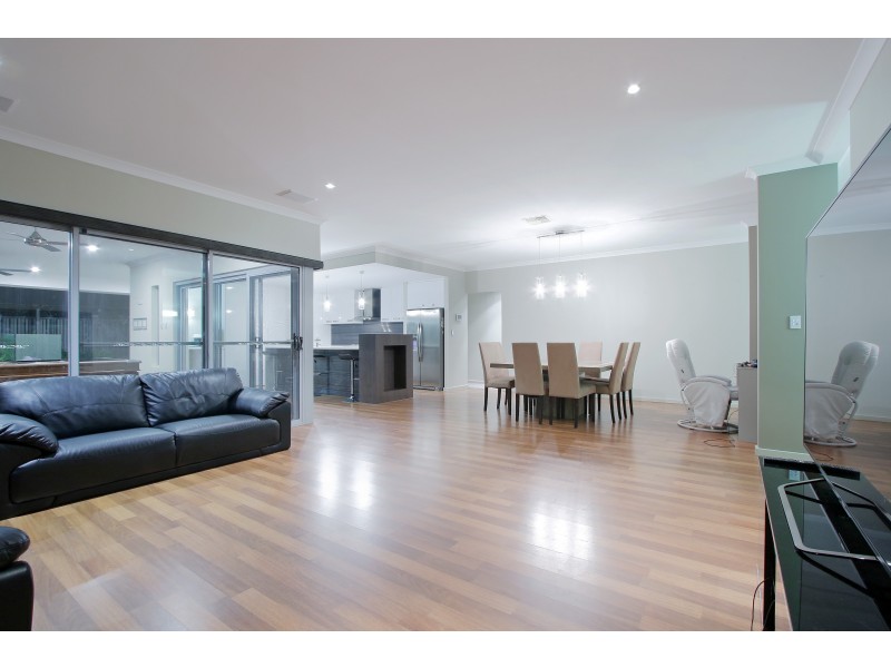 42 Kudos Circuit, Harrisdale WA 6112