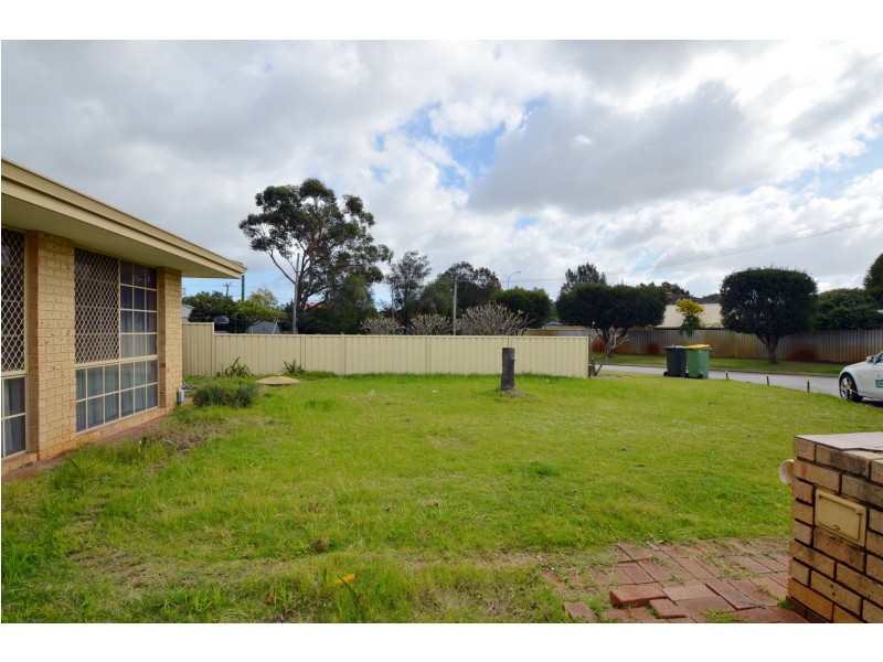 35A Chaparral Crescent, Willetton WA 6155