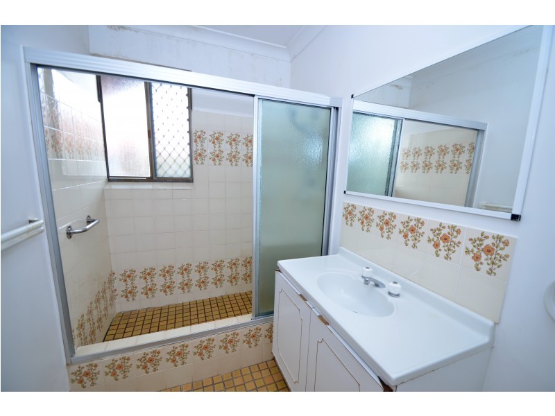 10/7 Menzies Place, Thornlie WA 6108