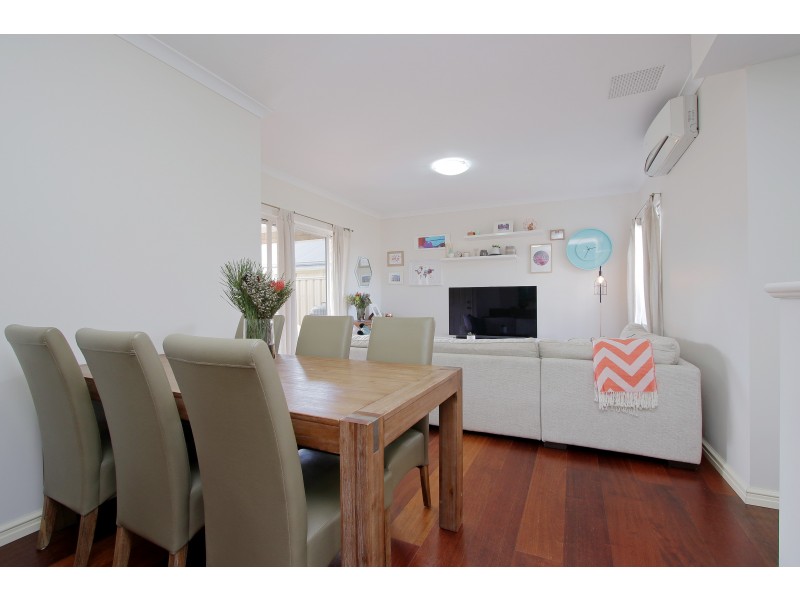 2/194 Boardman Road, Canning Vale WA 6155