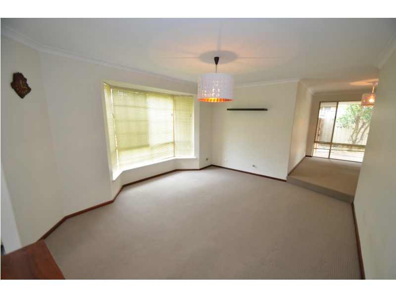 36 Pioneer Drive, Thornlie WA 6108