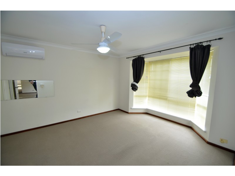 36 Pioneer Drive, Thornlie WA 6108