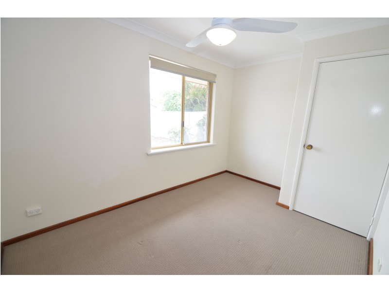 36 Pioneer Drive, Thornlie WA 6108