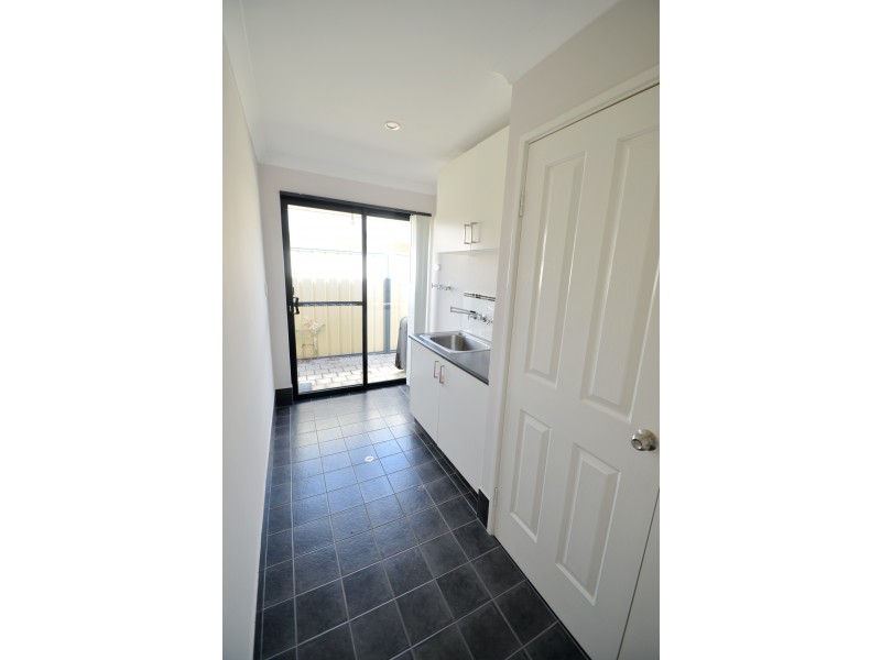 2/30 Temby Street, Beckenham WA 6107