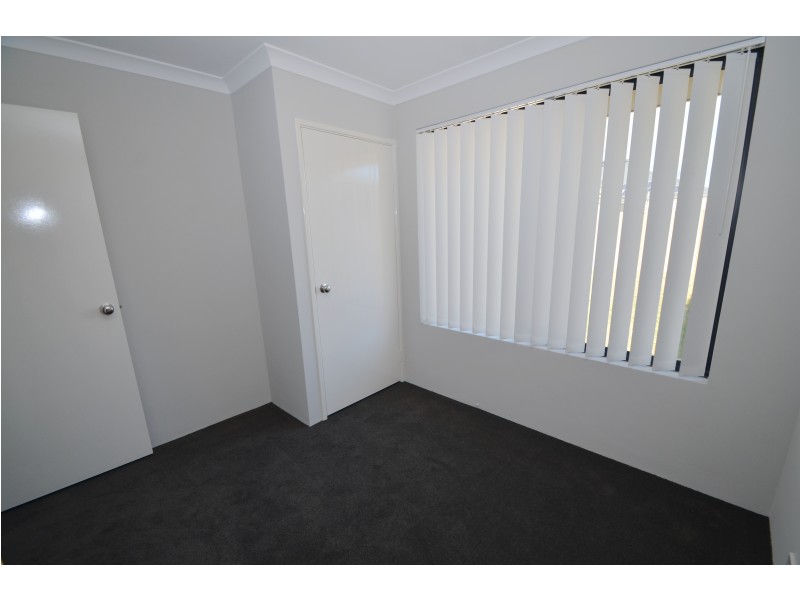 55 Southampton Drive, Piara Waters WA 6112