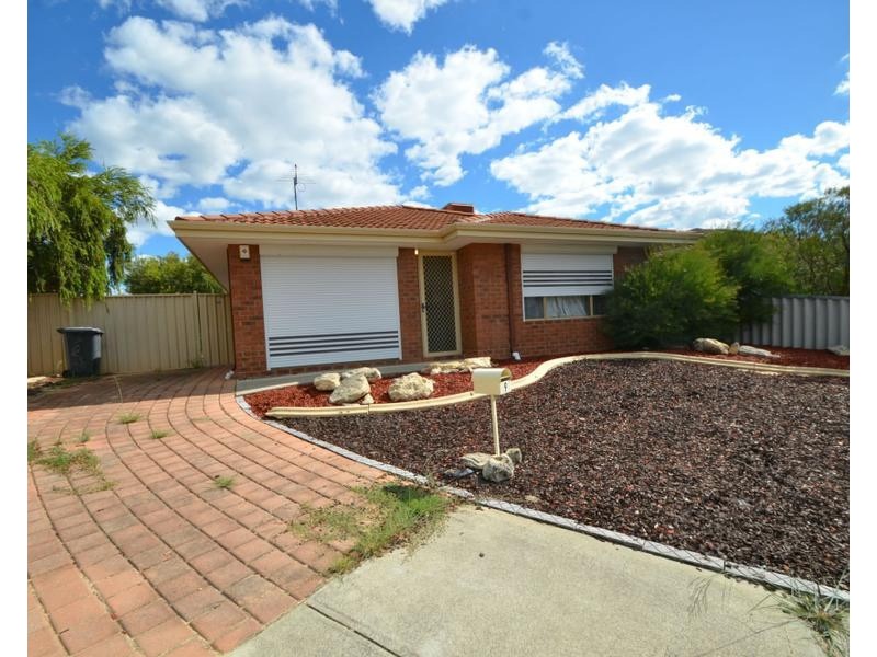 9 Mulline Court, Maddington WA 6109