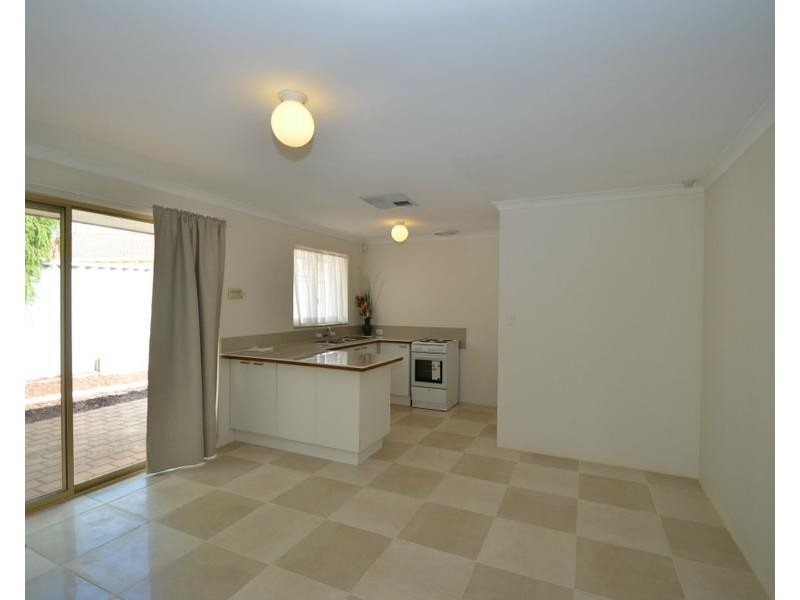 9 Mulline Court, Maddington WA 6109