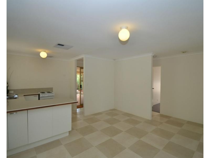 9 Mulline Court, Maddington WA 6109
