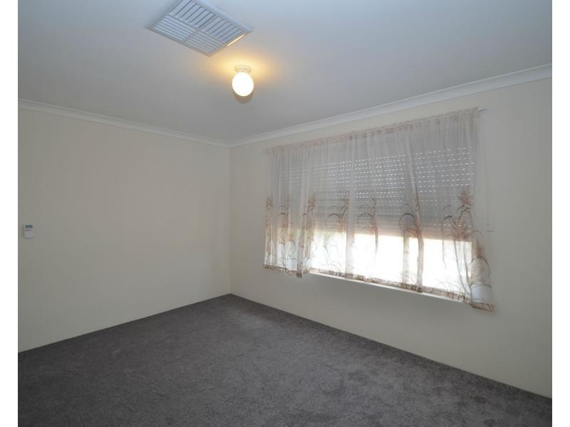 9 Mulline Court, Maddington WA 6109