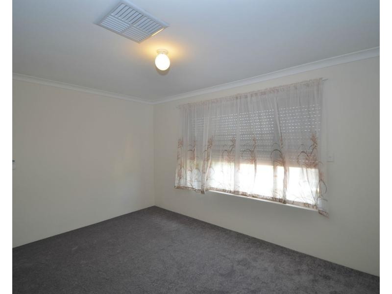 9 Mulline Court, Maddington WA 6109