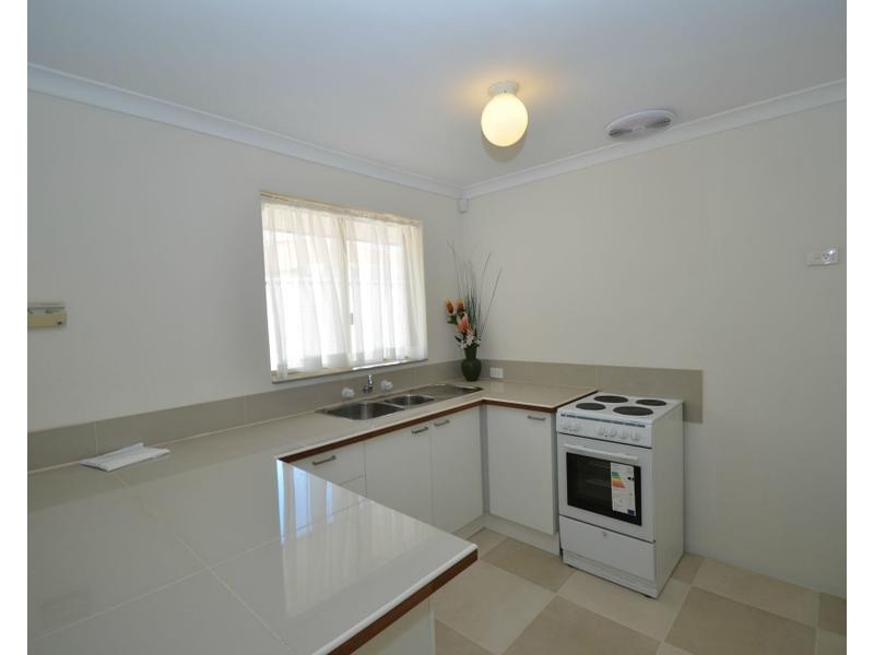 9 Mulline Court, Maddington WA 6109