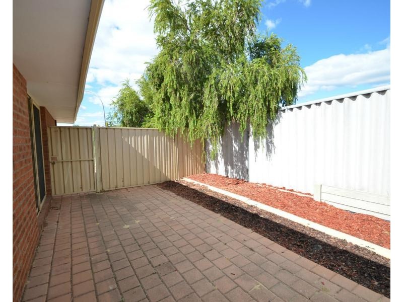 9 Mulline Court, Maddington WA 6109