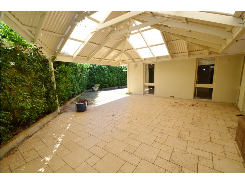 43 Windich Road, Bull Creek WA 6149