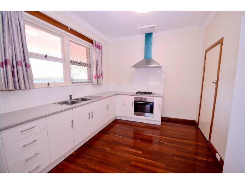 59 Nyandi Court, Thornlie WA 6108