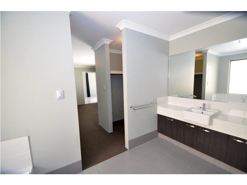 3 Harrogate Street, Beckenham WA 6107