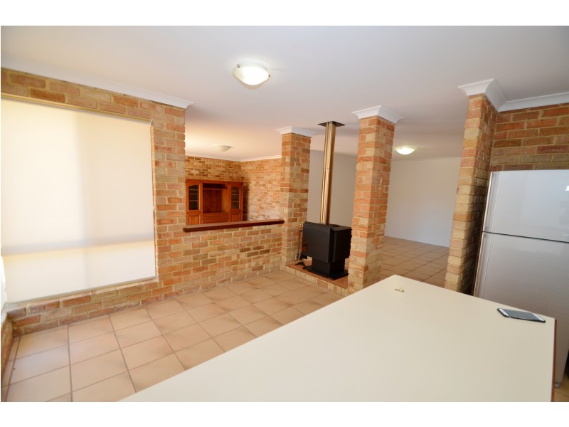 2 Wedge Place, Bentley WA 6102
