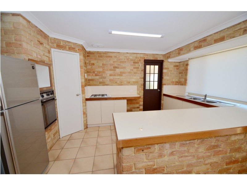 2 Wedge Place, Bentley WA 6102