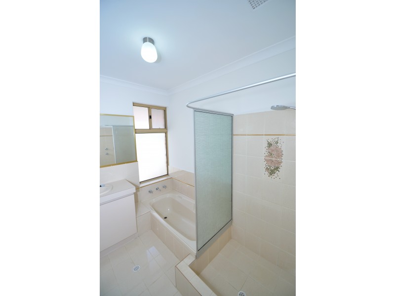 2 Wedge Place, Bentley WA 6102