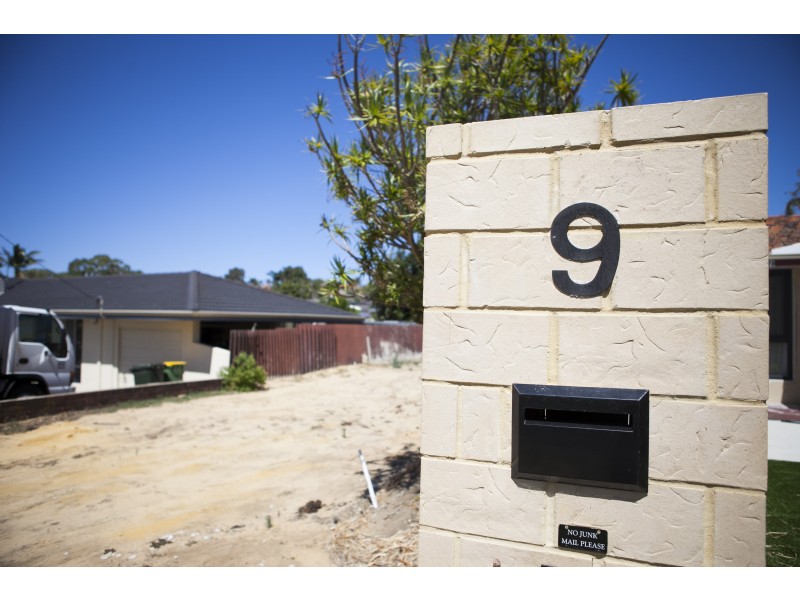 9 Maritime Avenue, Kardinya WA 6163