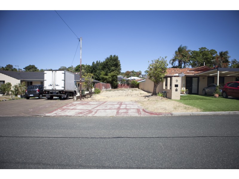 9 Maritime Avenue, Kardinya WA 6163