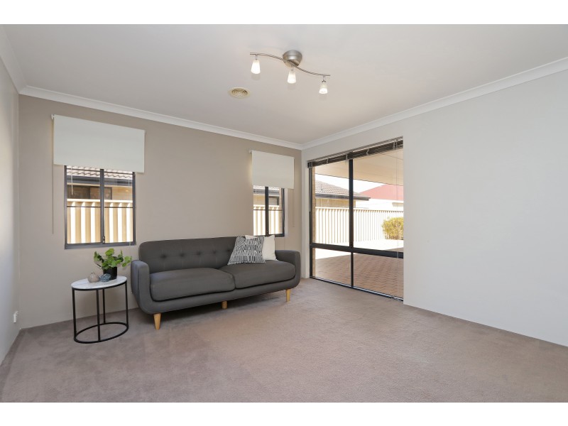 20 Greenshank Road, Harrisdale WA 6112