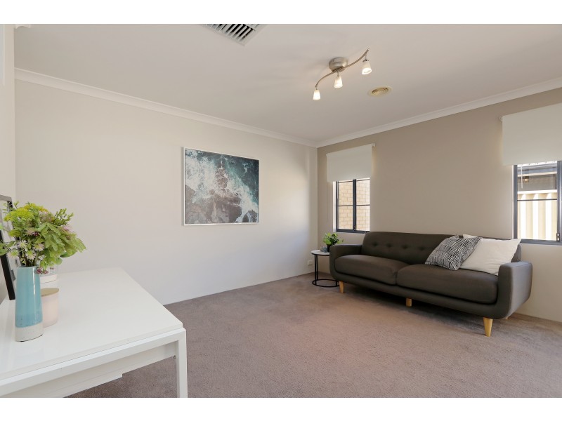 20 Greenshank Road, Harrisdale WA 6112