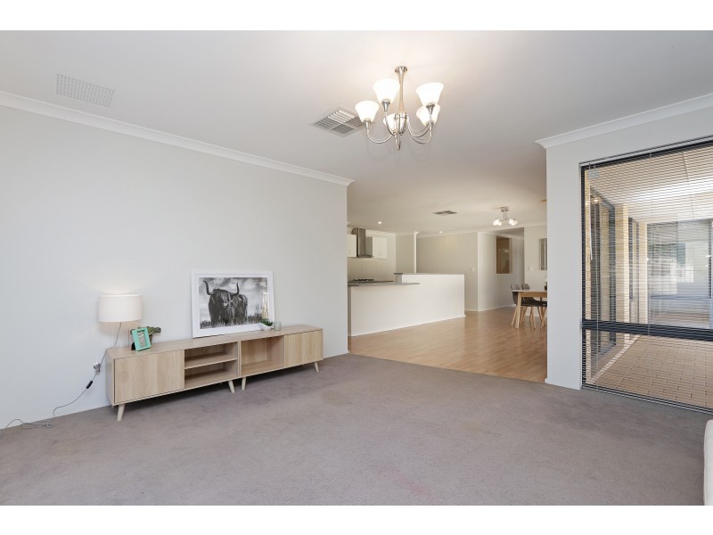 20 Greenshank Road, Harrisdale WA 6112