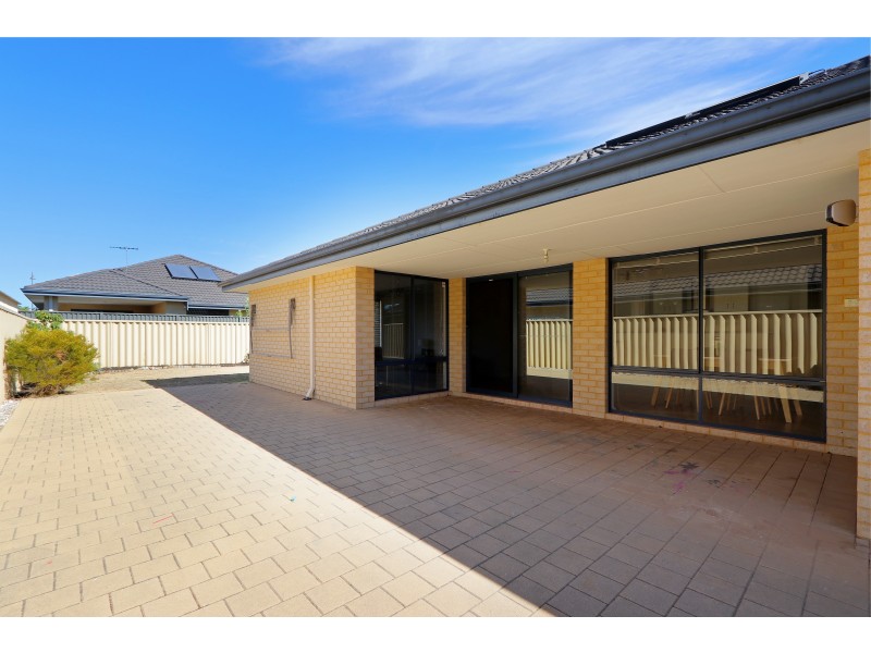 20 Greenshank Road, Harrisdale WA 6112