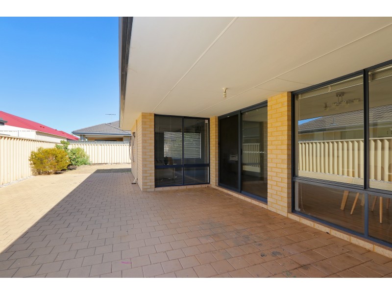 20 Greenshank Road, Harrisdale WA 6112