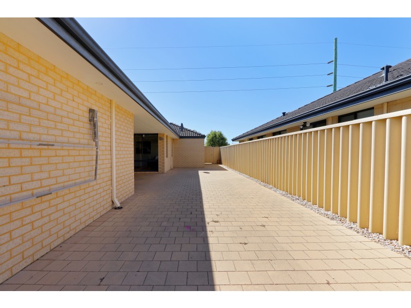 20 Greenshank Road, Harrisdale WA 6112