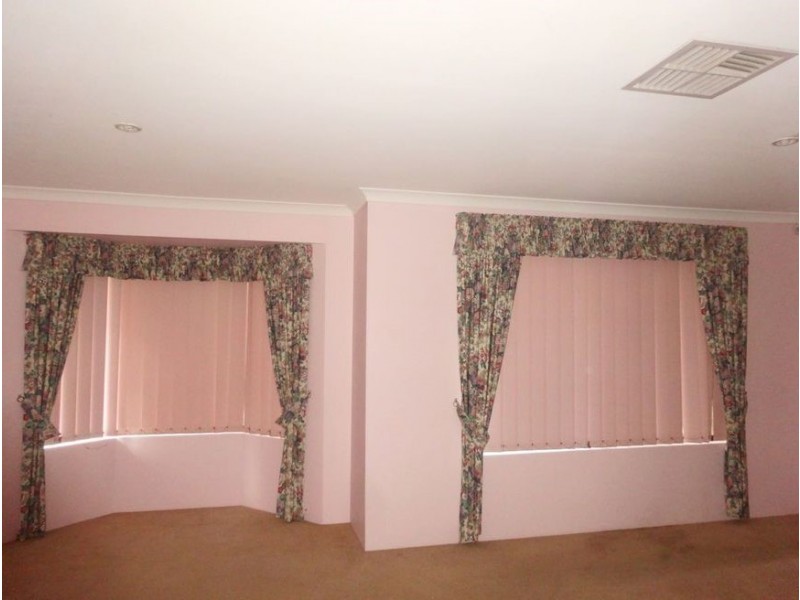 67 Southacre Drive, Canning Vale WA 6155