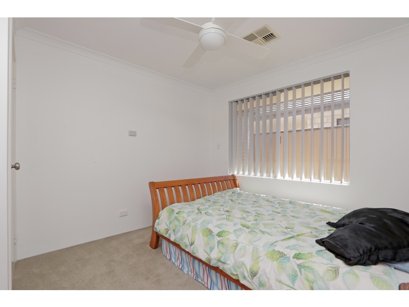 14 Padua Road, Piara Waters WA 6112