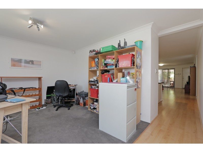 14 Padua Road, Piara Waters WA 6112