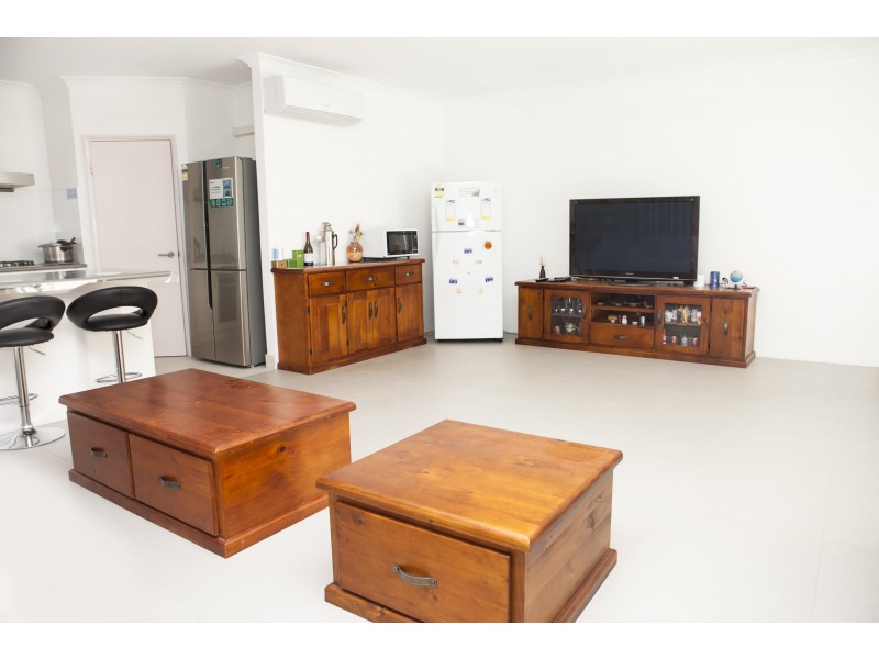 4A Stannard Street, St James WA 6102