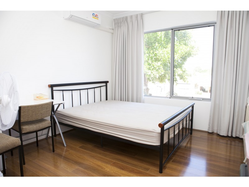 4A Stannard Street, St James WA 6102