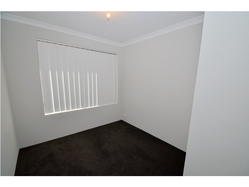 55 Southampton Drive, Piara Waters WA 6112