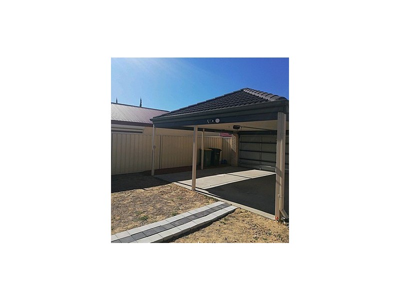 55 Southampton Drive, Piara Waters WA 6112