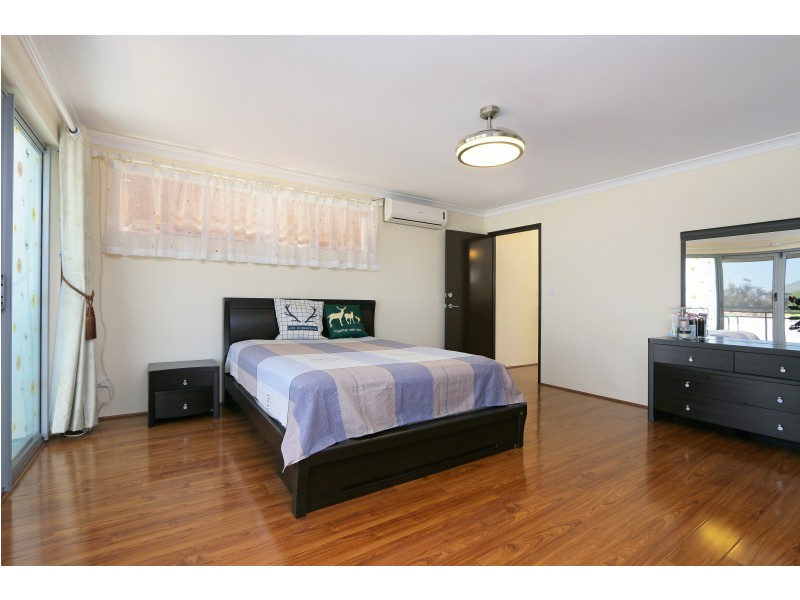 19 Fulbrooke Loop, Canning Vale WA 6155